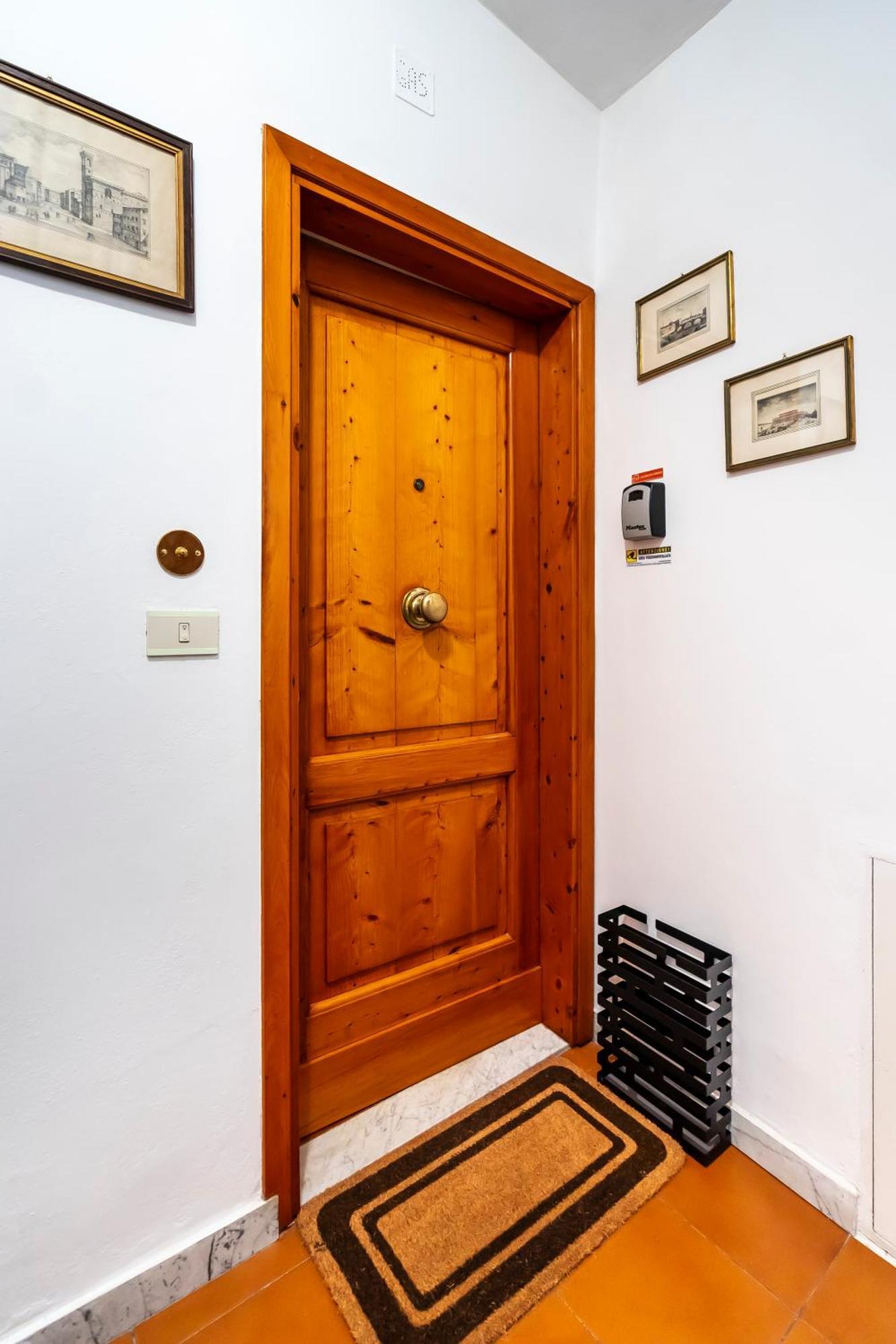 Flat Moon Over Florence Terrace And Free Parking Esterno foto